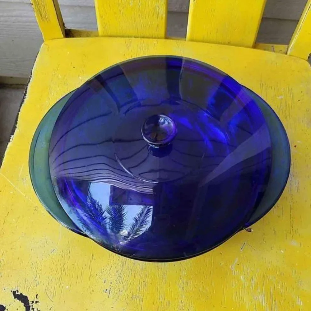 Anchor Hocking 2-quart cobalt blue casserole dish with lid Vintage